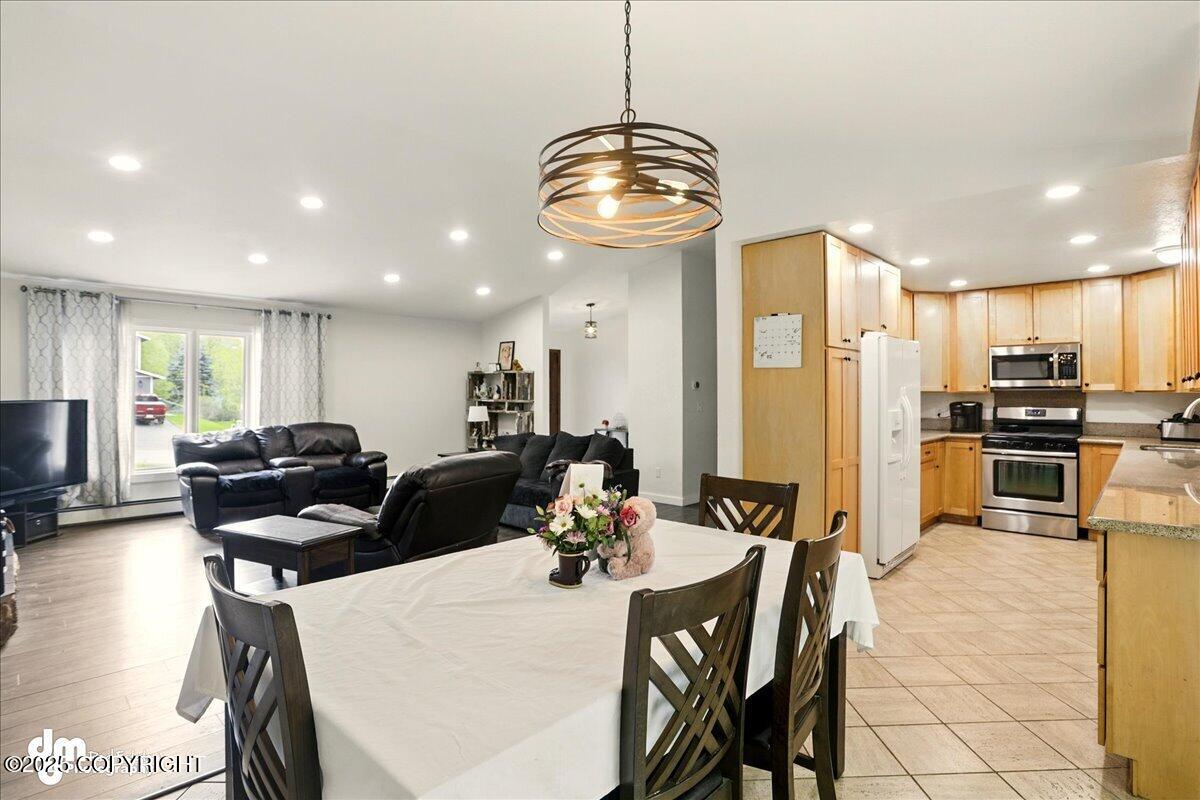 17537 Teklanika Drive, Eagle River, Alaska image 6