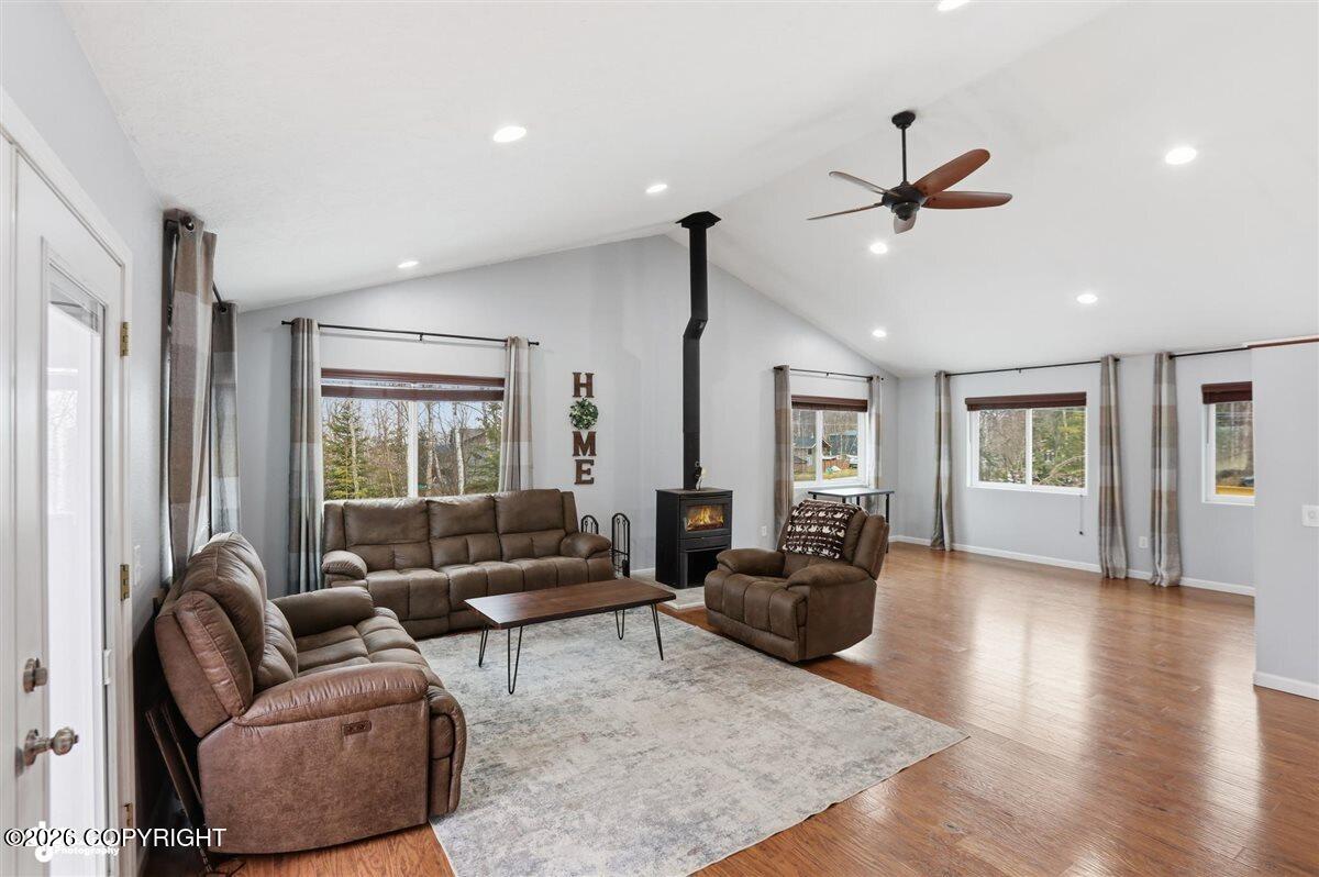 14632 Don Circle