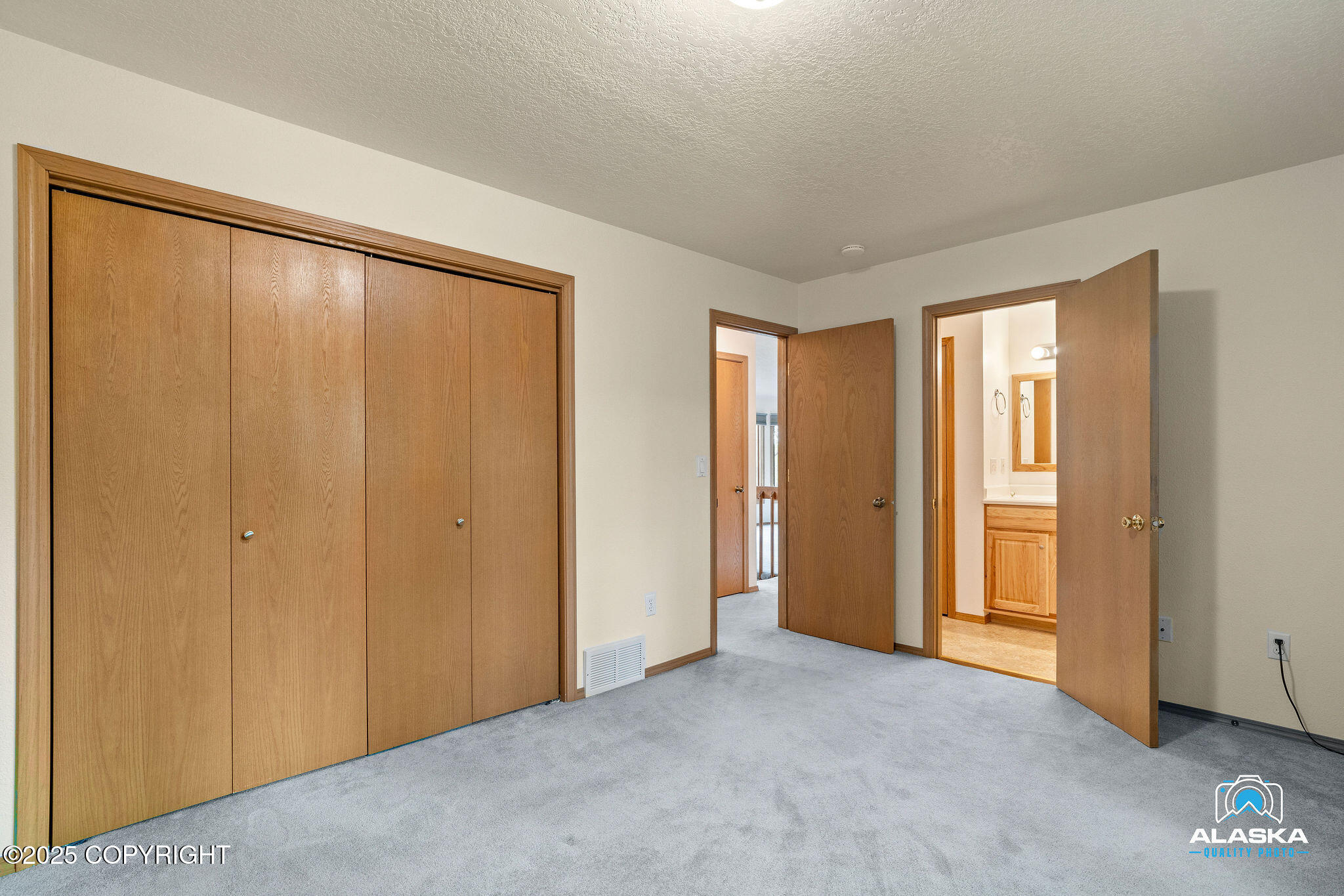 18113 Misty Falls Circle, Eagle River, Alaska image 14