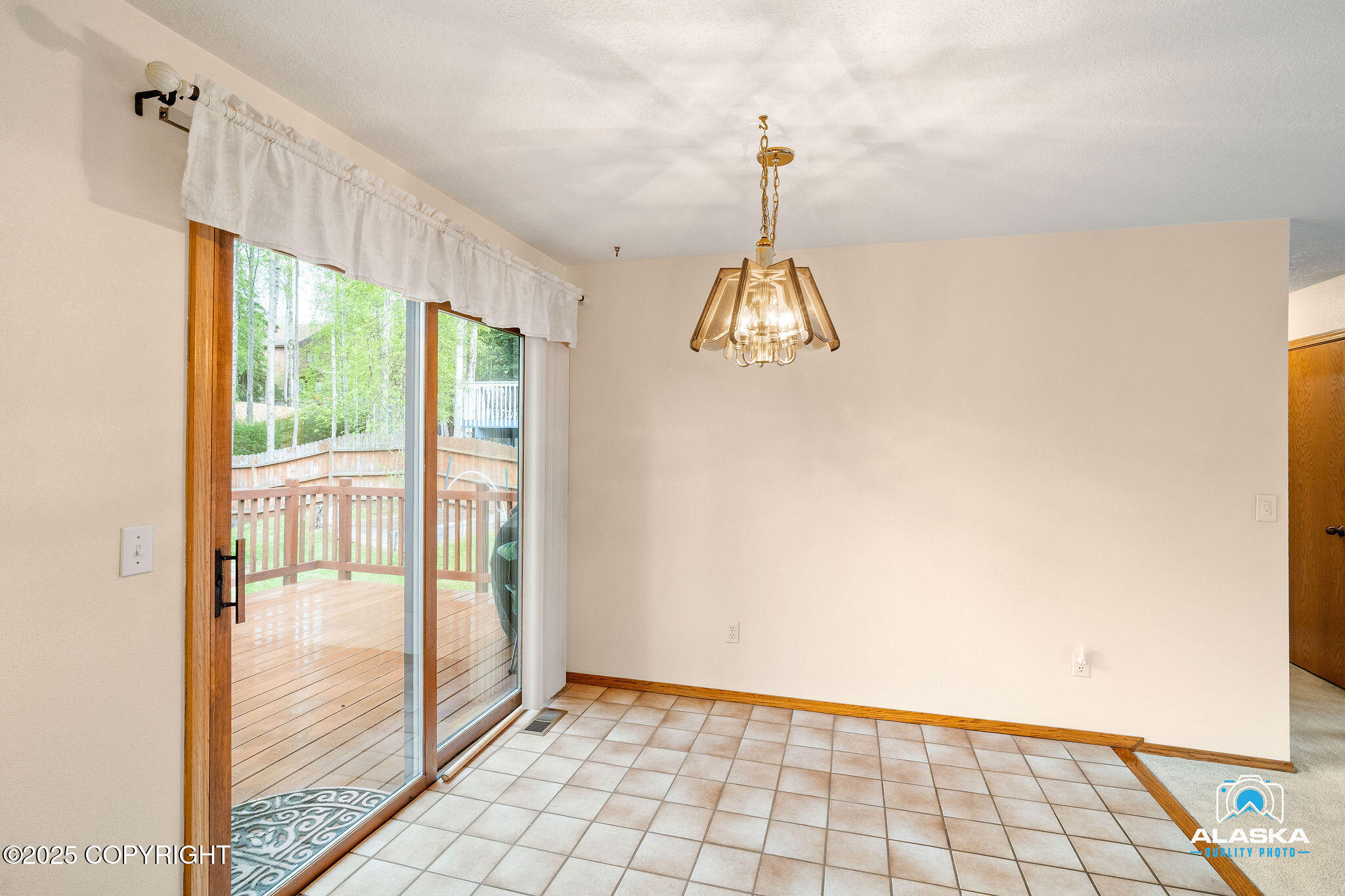 18113 Misty Falls Circle, Eagle River, Alaska image 11
