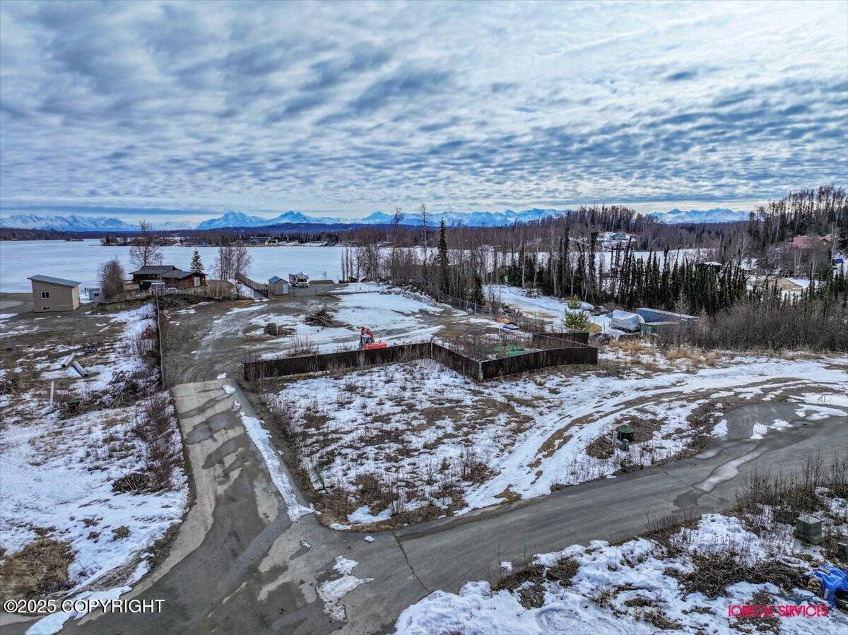 L17 Call Of The Wild Road, Big Lake, Alaska image 4