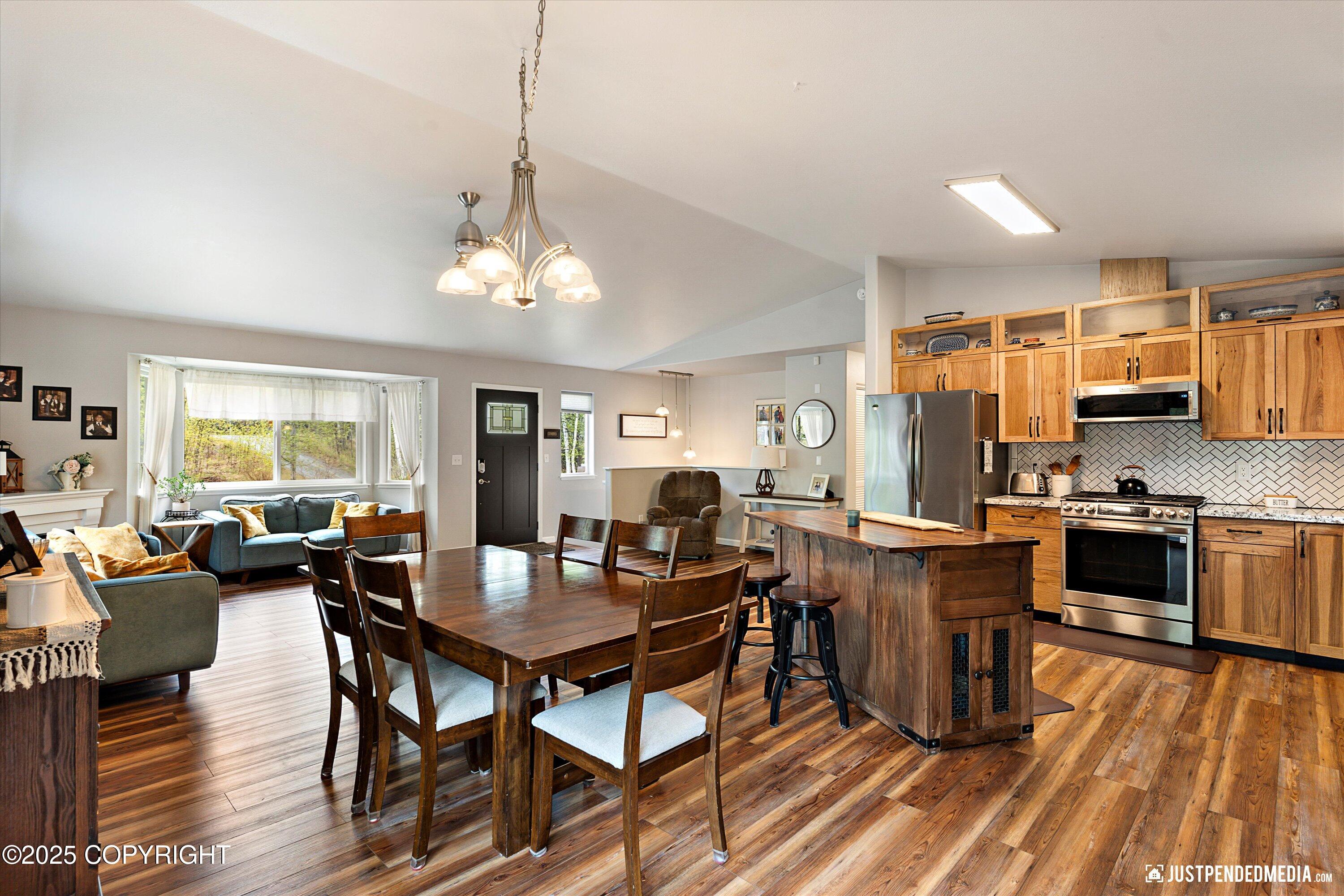 2435 N Ravens Flight Drive, Wasilla, Alaska image 2