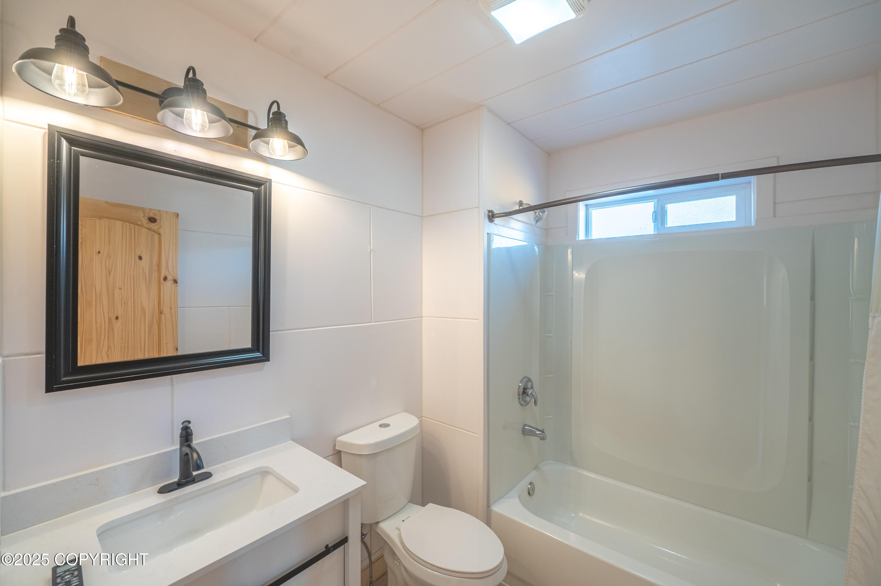 1160 W Virginia Lynn Way, Homer, Idaho image 13