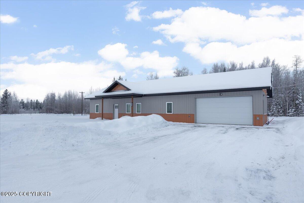 2794 W First Avenue, North Pole, Alaska image 27