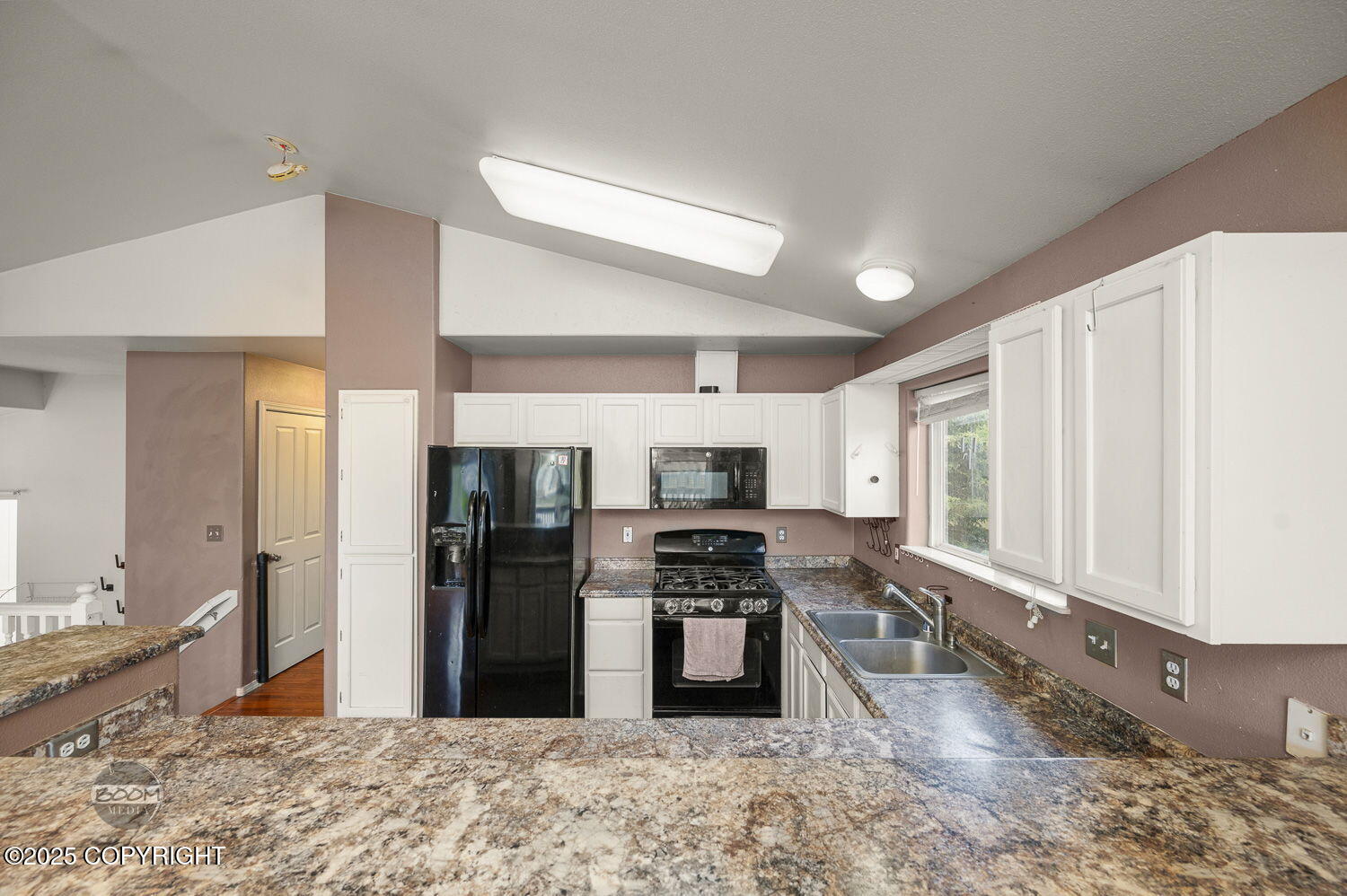3933 Sycamore Loop, Anchorage, Alaska image 13