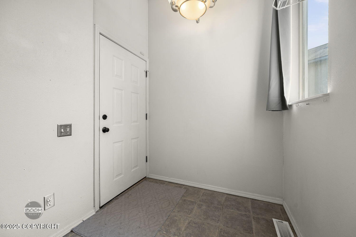 3933 Sycamore Loop, Anchorage, Alaska image 26