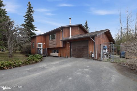 Photo of 17950 Kantishna DR, Eagle River, AK 99577 (MLS # 26-5814)