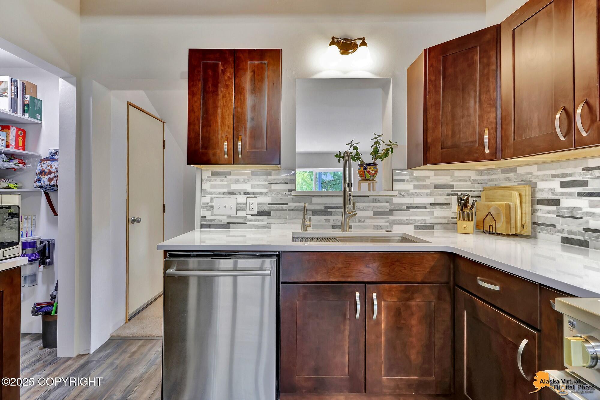 658 Timberline Drive, Girdwood, Alaska image 14