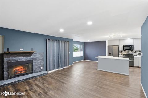 Photo of 6601 Weimer Drive #D, Anchorage, AK 99502 (MLS # 26-5079)