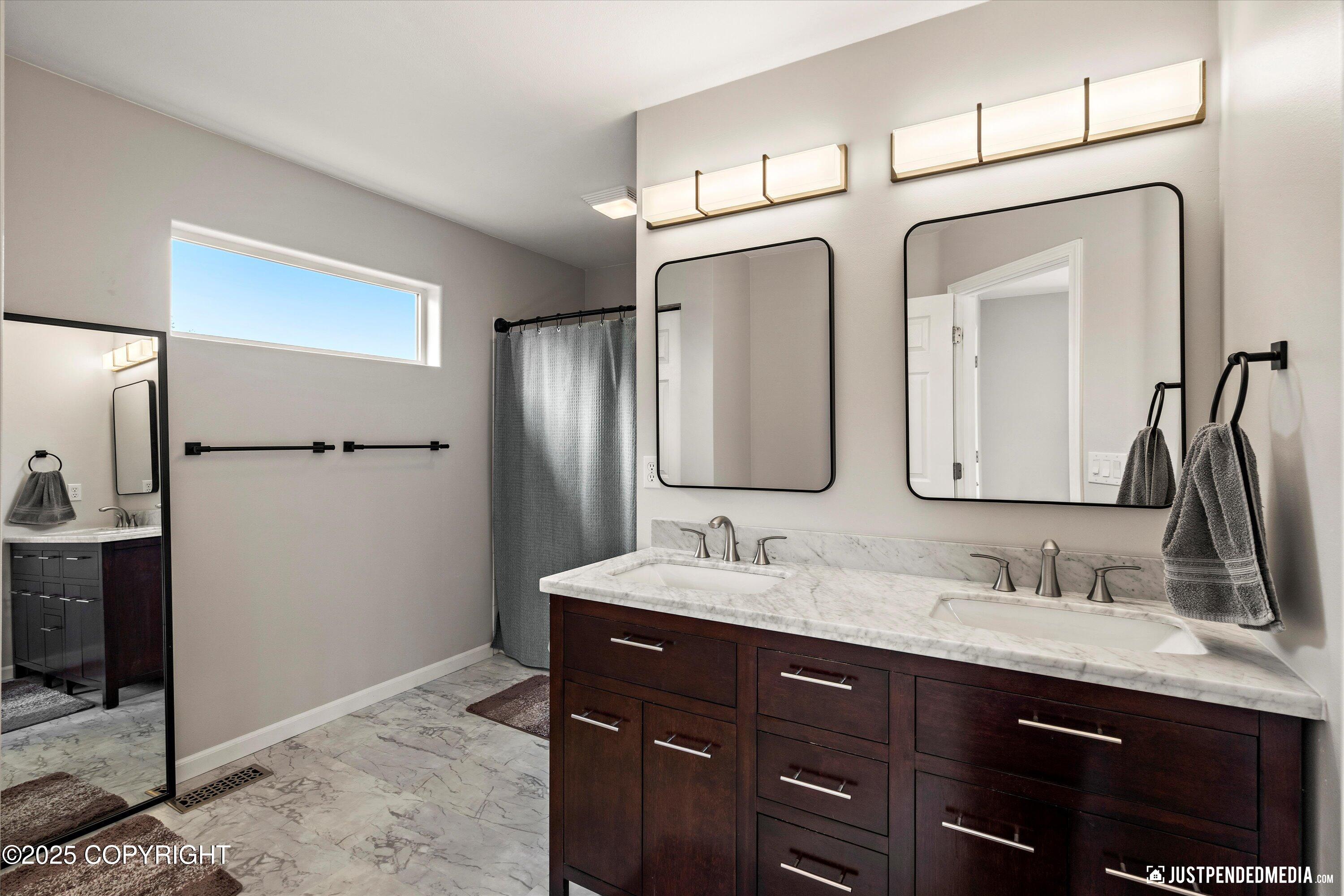 12142 Rolling Meadow Circle, Anchorage, Alaska image 36