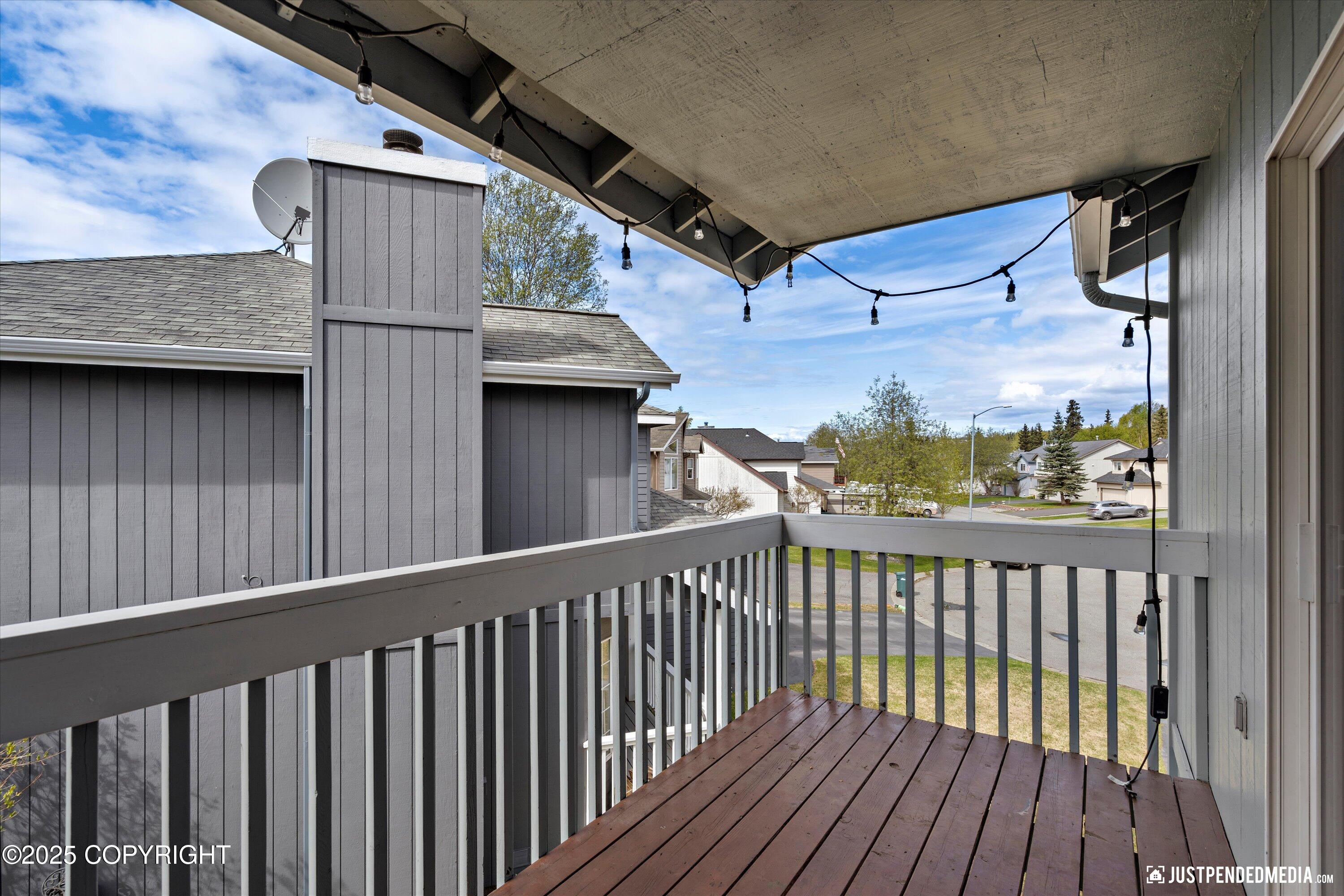 12142 Rolling Meadow Circle, Anchorage, Alaska image 9