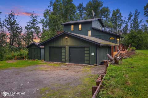 Photo of 440 W Lone Cub Drive, Wasilla, AK 99654 (MLS # 26-10763)
