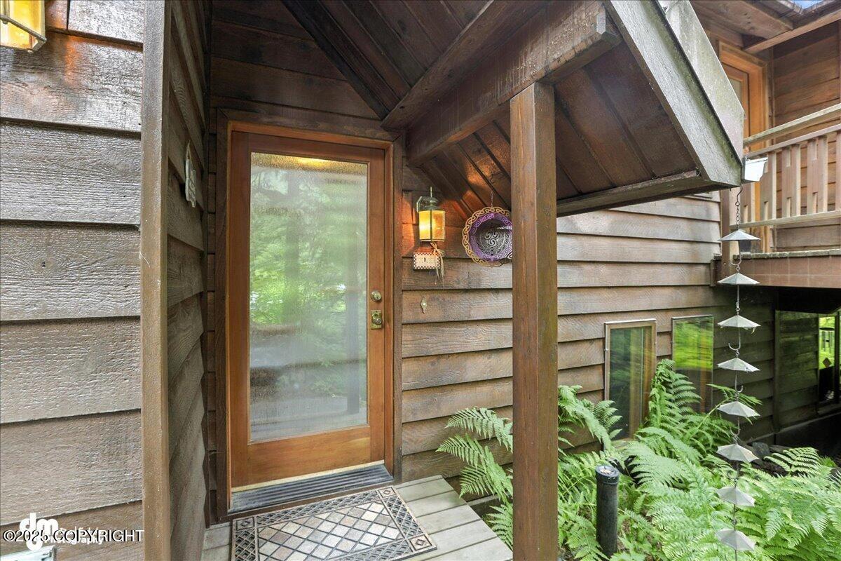 311 Alpine Meadows Avenue