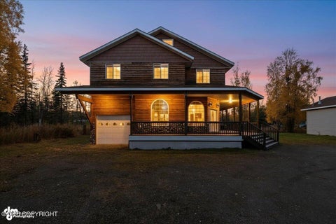 Homes For Sale - 35841 Irons Avenue<br/> Soldotna, AK 99669