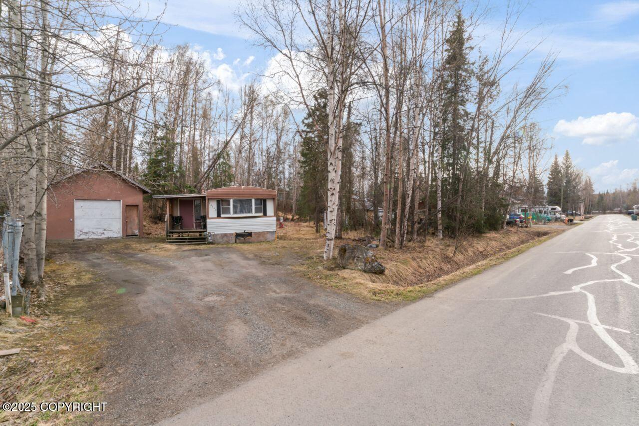 16540 Eleonora Street, Eagle River, Alaska image 1