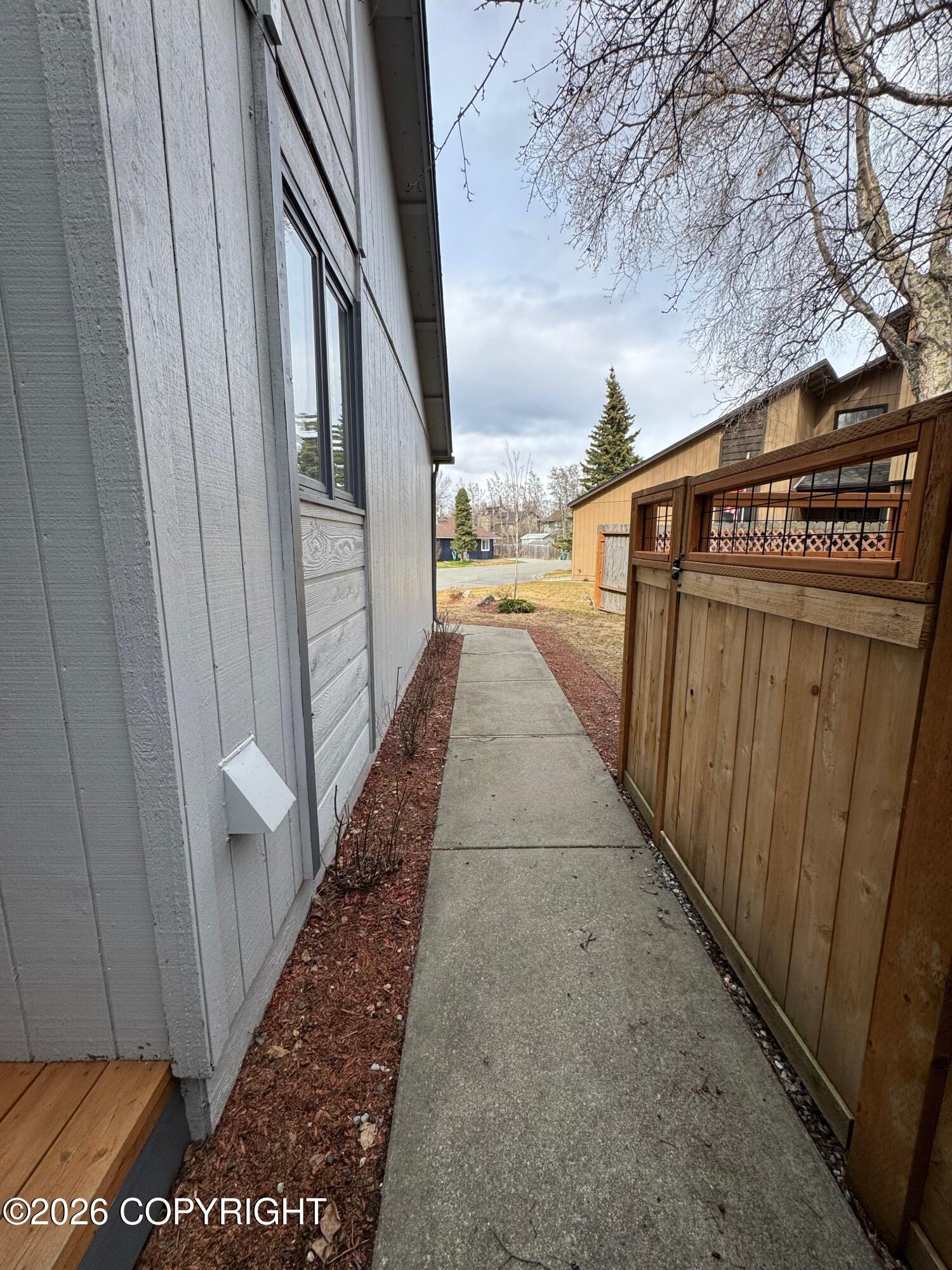 1810 Bellevue Loop