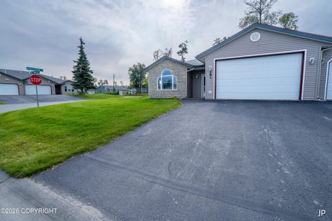Photo of 281 W London Rose Circle, Soldotna, AK 99669 (MLS # 26-11717)