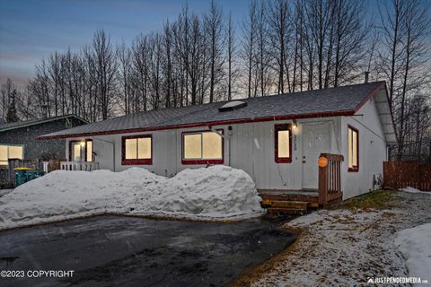Photo of 3220 Travis Lane, Anchorage, AK 99507 (MLS # 25-13500) Photo of 3220 Travis Lane, Anchorage, AK 99507 (MLS # 25-13500)