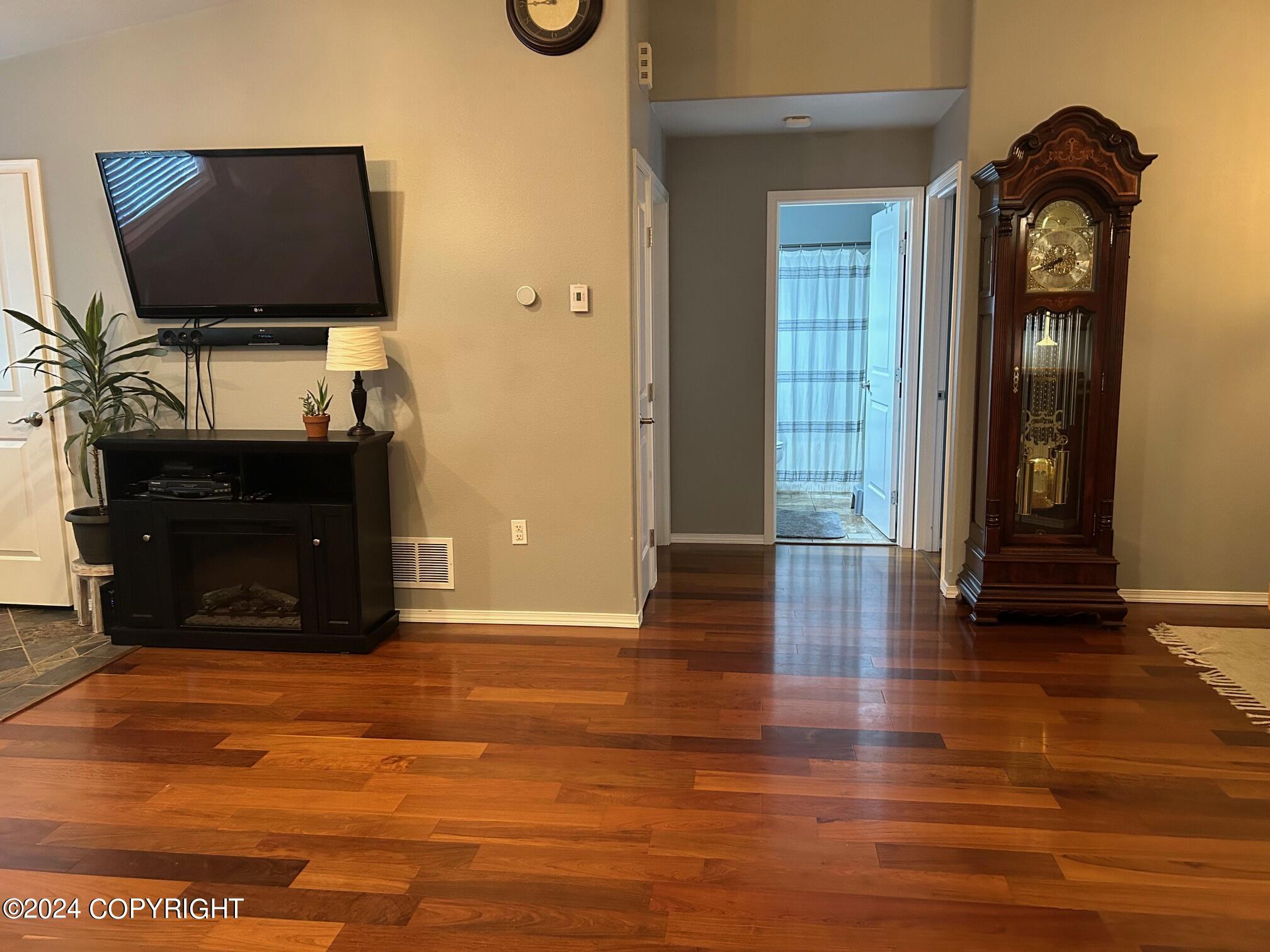 3865 N Preston Avenue, Wasilla, Alaska image 6