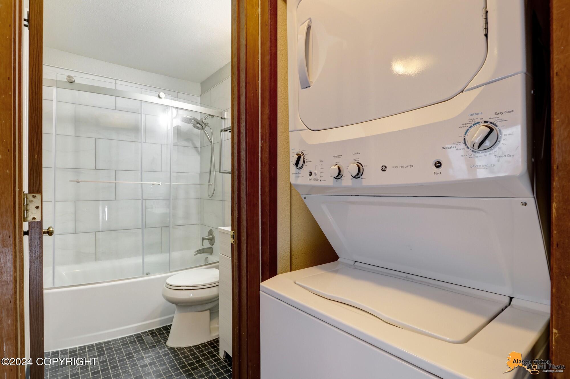 Anchorage, Alaska 99515, United States, 1 Bedroom Bedrooms, ,1 BathroomBathrooms,Residential,Pending,24782