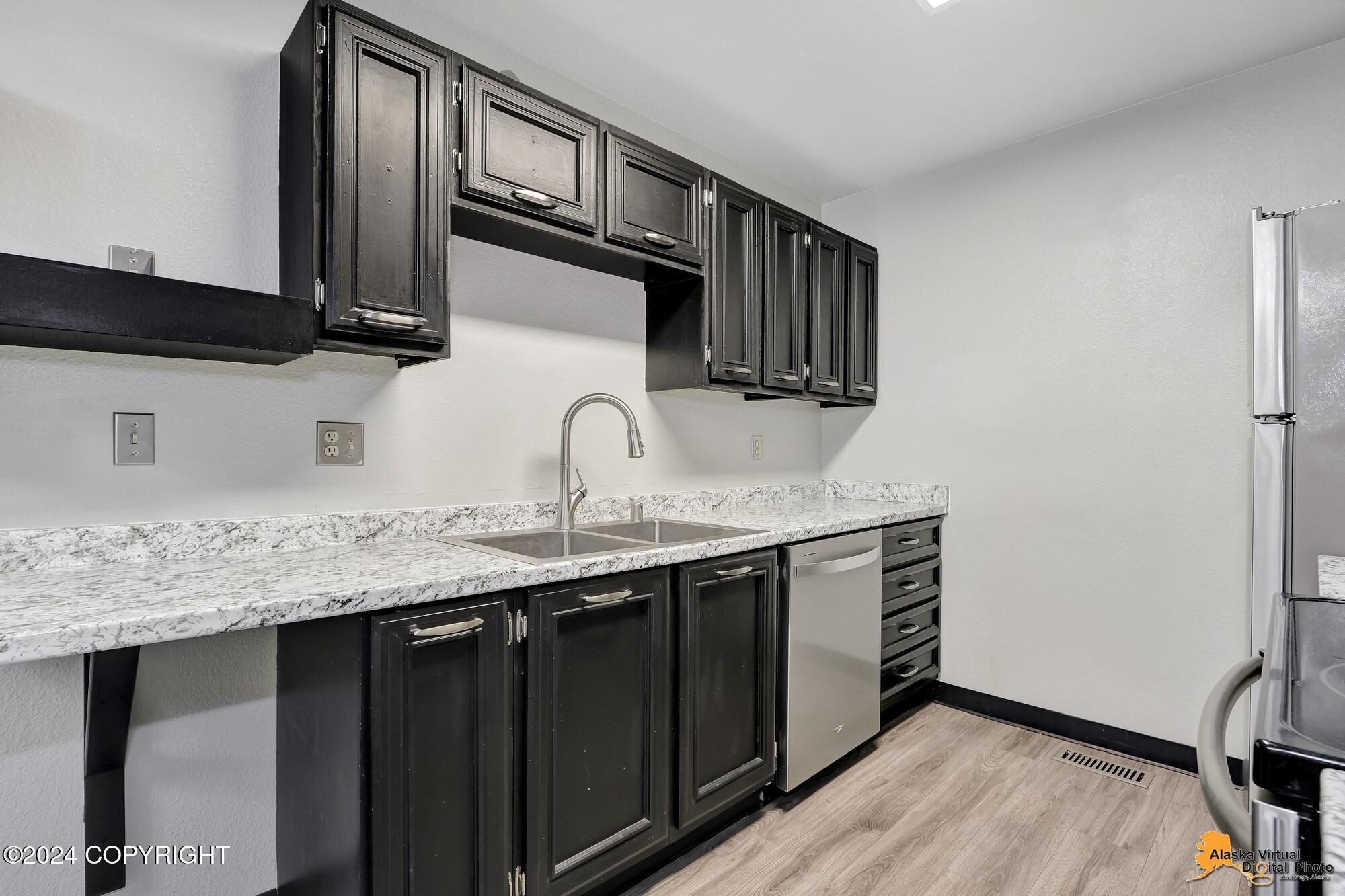 Anchorage, Alaska 99515, United States, 1 Bedroom Bedrooms, ,1 BathroomBathrooms,Residential,Pending,24782