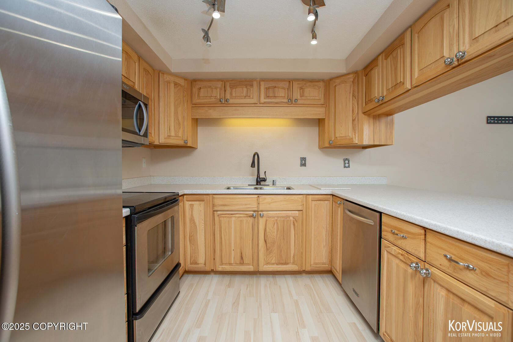 355 Donna Drive #6, Anchorage, Alaska image 7