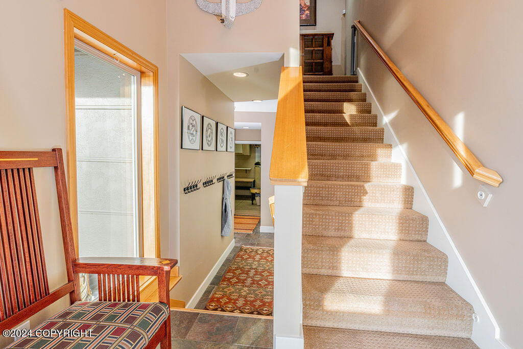 816 Quiet Creek Drive, Homer, Alaska image 4