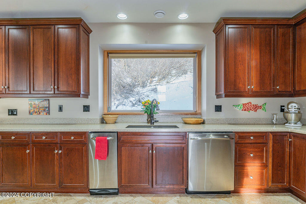 816 Quiet Creek Drive, Homer, Alaska image 13