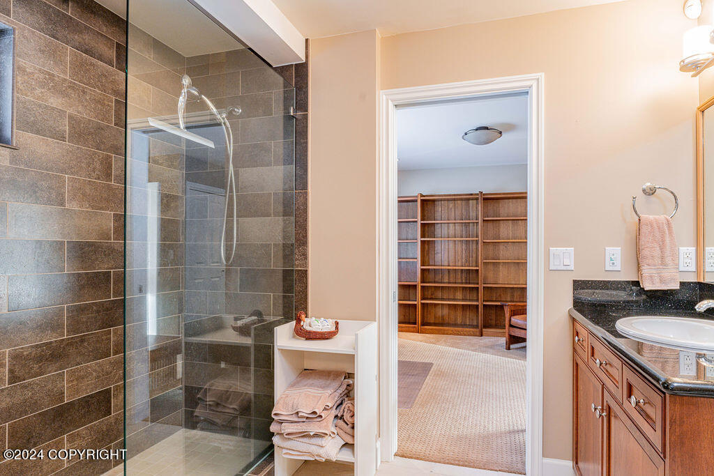 816 Quiet Creek Drive, Homer, Alaska image 32