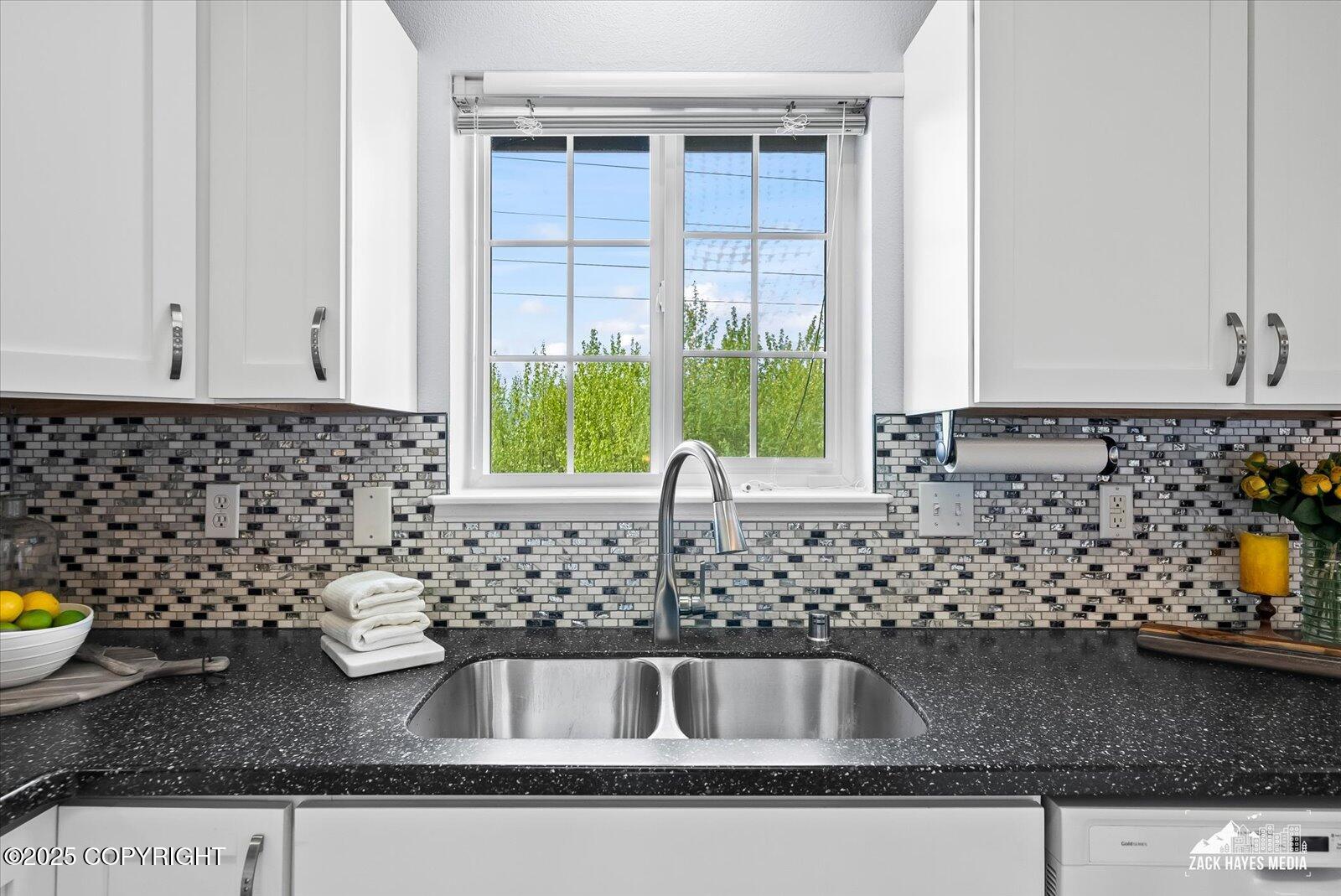 13360 Konrad Drive, Eagle River, Alaska image 13