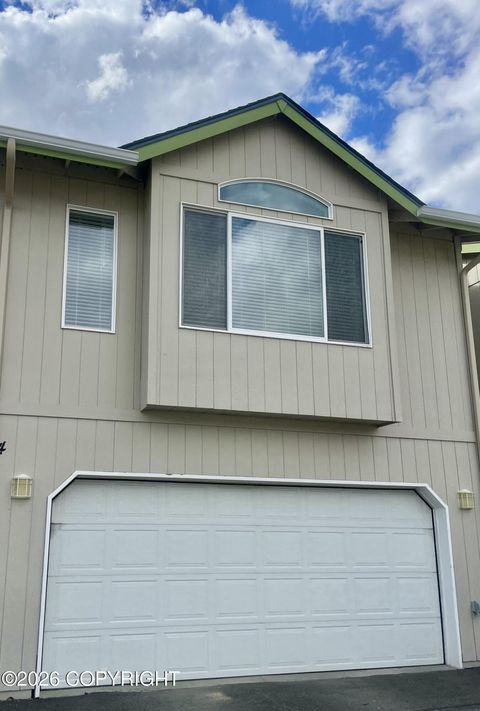Photo of 1544 State Street, Anchorage, AK 99504 (MLS # 26-5658)