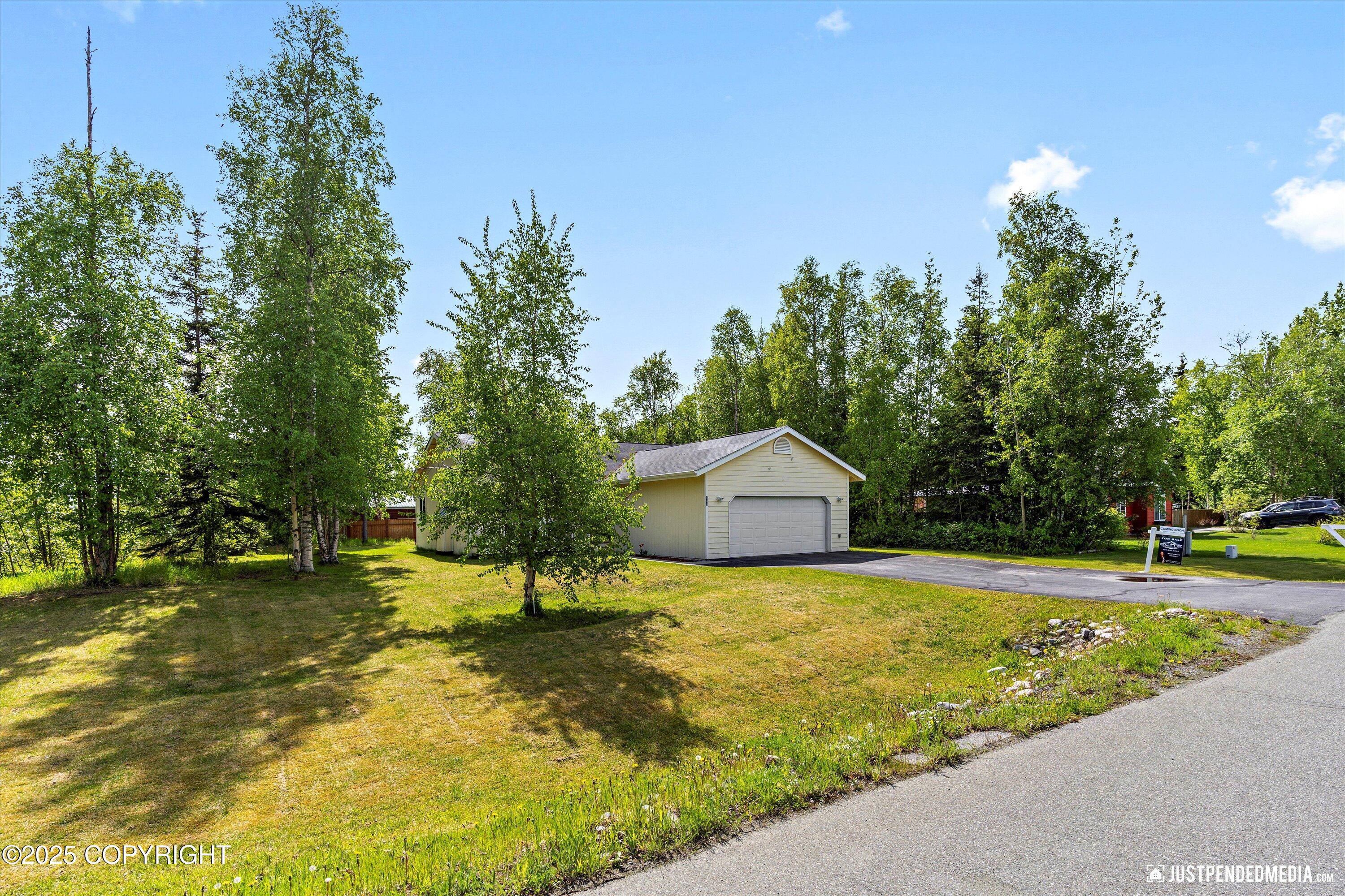 140 E Kara Circle, Wasilla, Alaska image 2