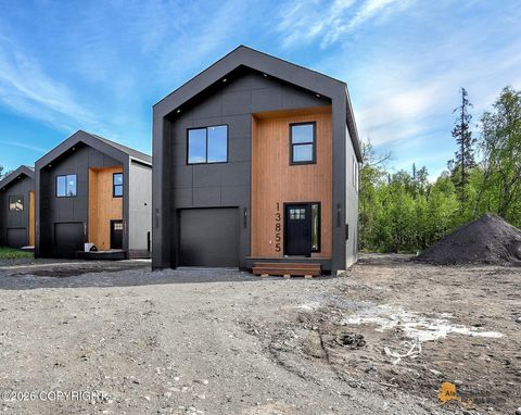 Homes For Sale - 13857 E Doc Mckinley Avenue<br/> Palmer, AK 99645