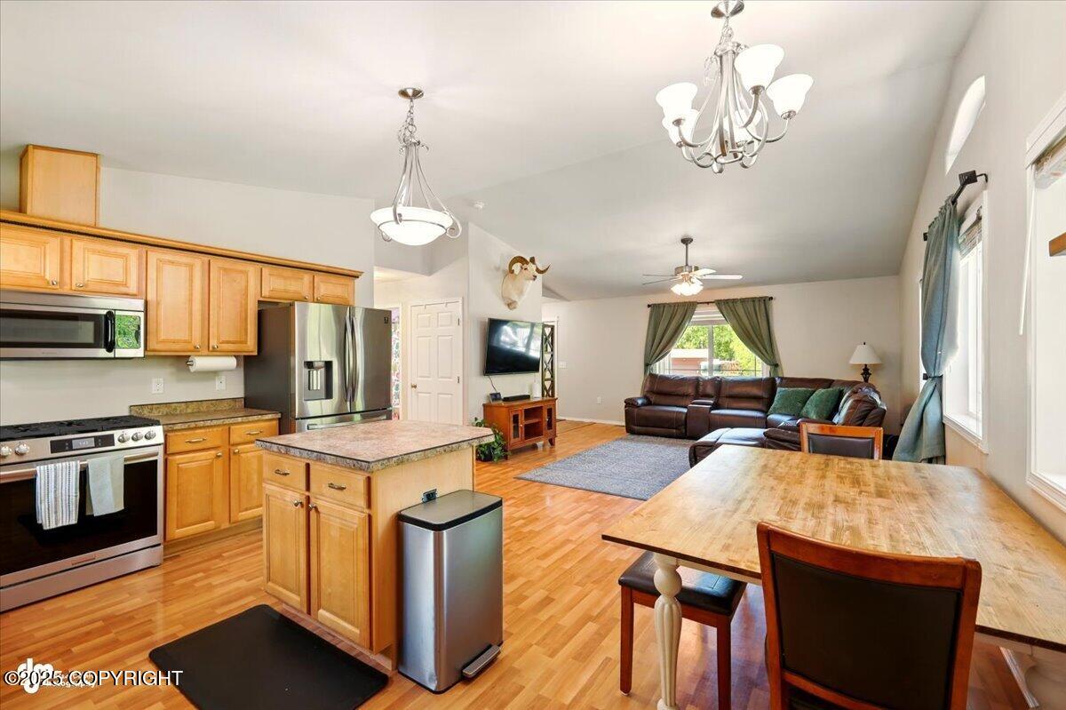 4425 N Cedarwood Circle, Wasilla, Alaska image 13