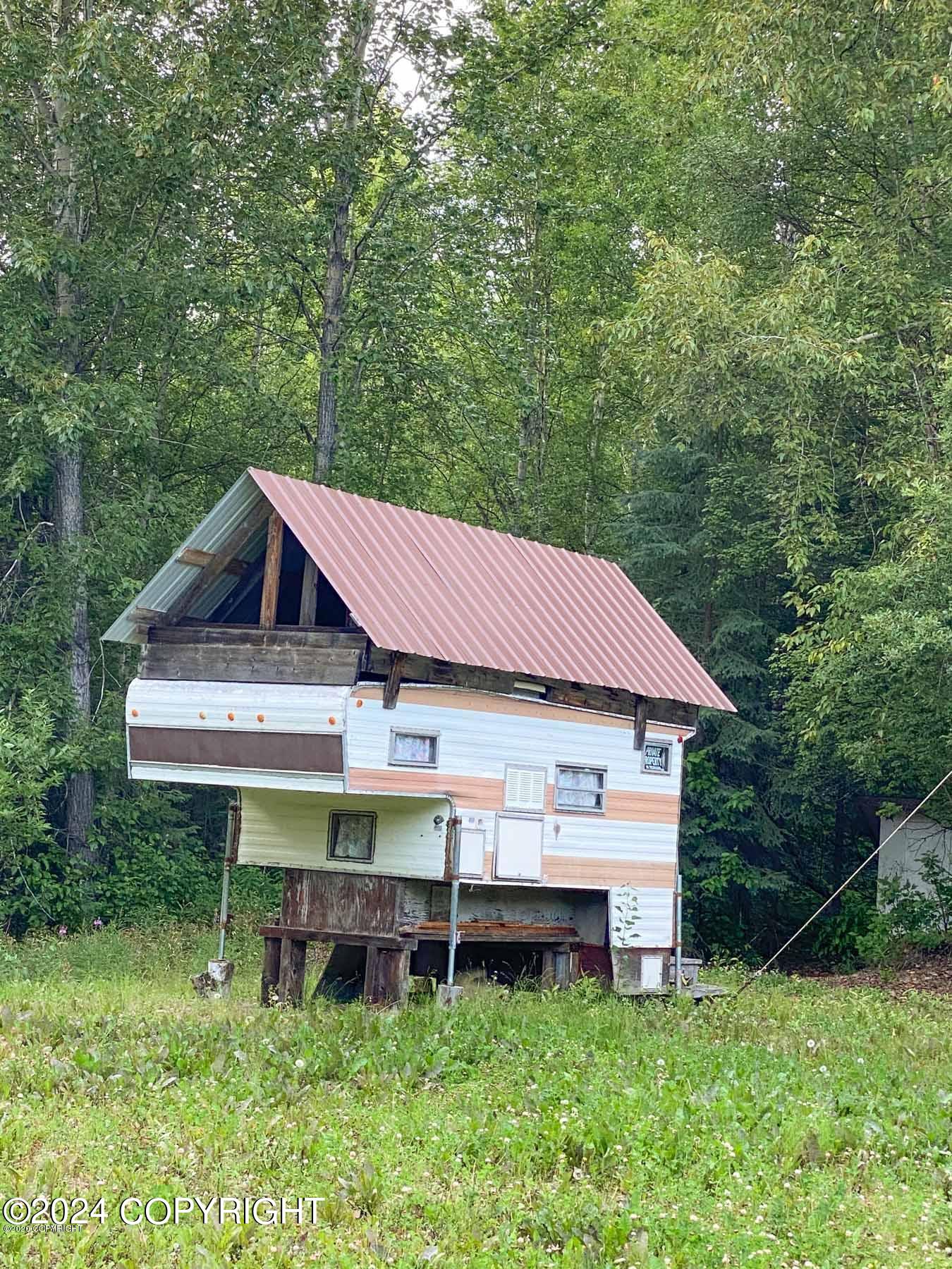 27048 W Parks Highway, Willow, Alaska image 13