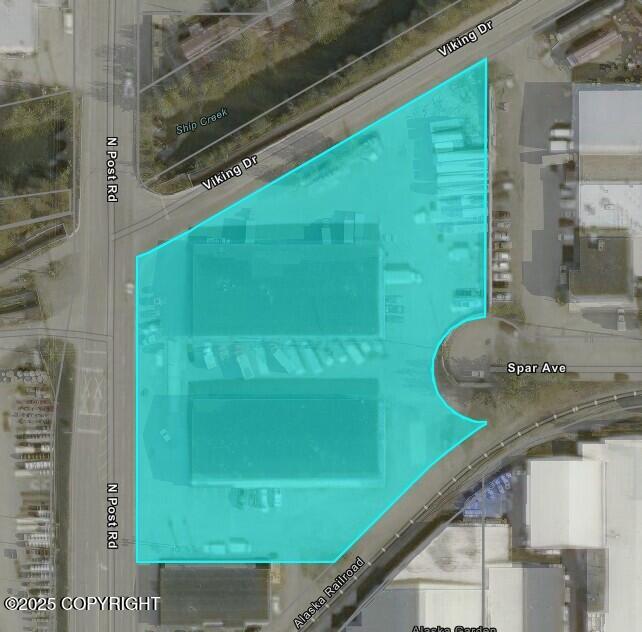 135 & 209 N Post Road