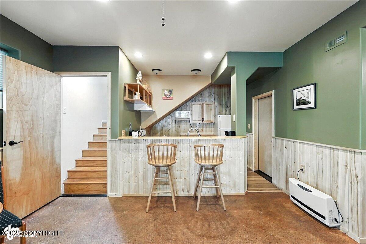 Cooper Landing, Alaska 99572, United States, 2 Bedrooms Bedrooms, ,3 BathroomsBathrooms,Residential,Active,164152