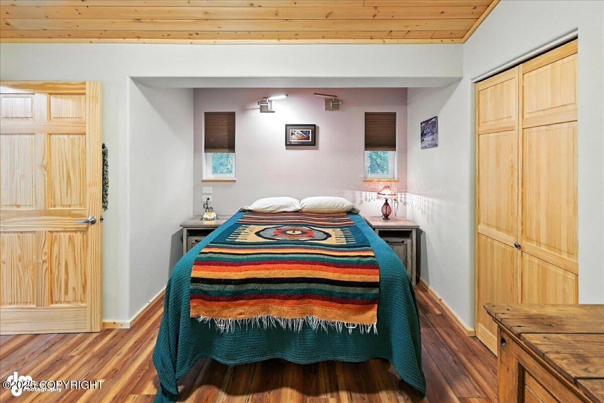 Cooper Landing, Alaska 99572, United States, 2 Bedrooms Bedrooms, ,3 BathroomsBathrooms,Residential,Active,164152