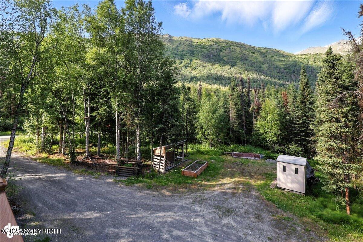 Cooper Landing, Alaska 99572, United States, 2 Bedrooms Bedrooms, ,3 BathroomsBathrooms,Residential,Active,164152