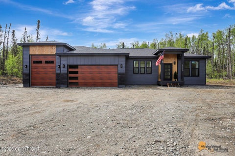 Homes For Sale - 8386 W Aurora Heights Loop<br/> Wasilla, AK 99623