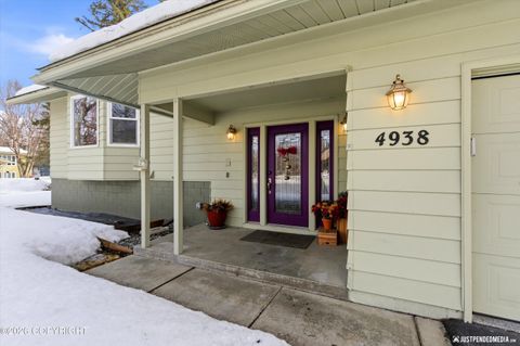 Photo of 4938 Marion Avenue, Anchorage, AK 99508 (MLS # 26-3963)