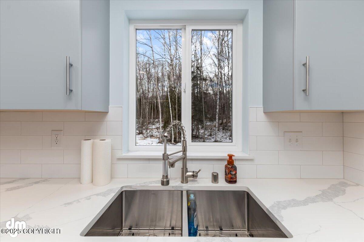 3795 N Princess Kylie Drive, Houston, Pennsylvania image 23
