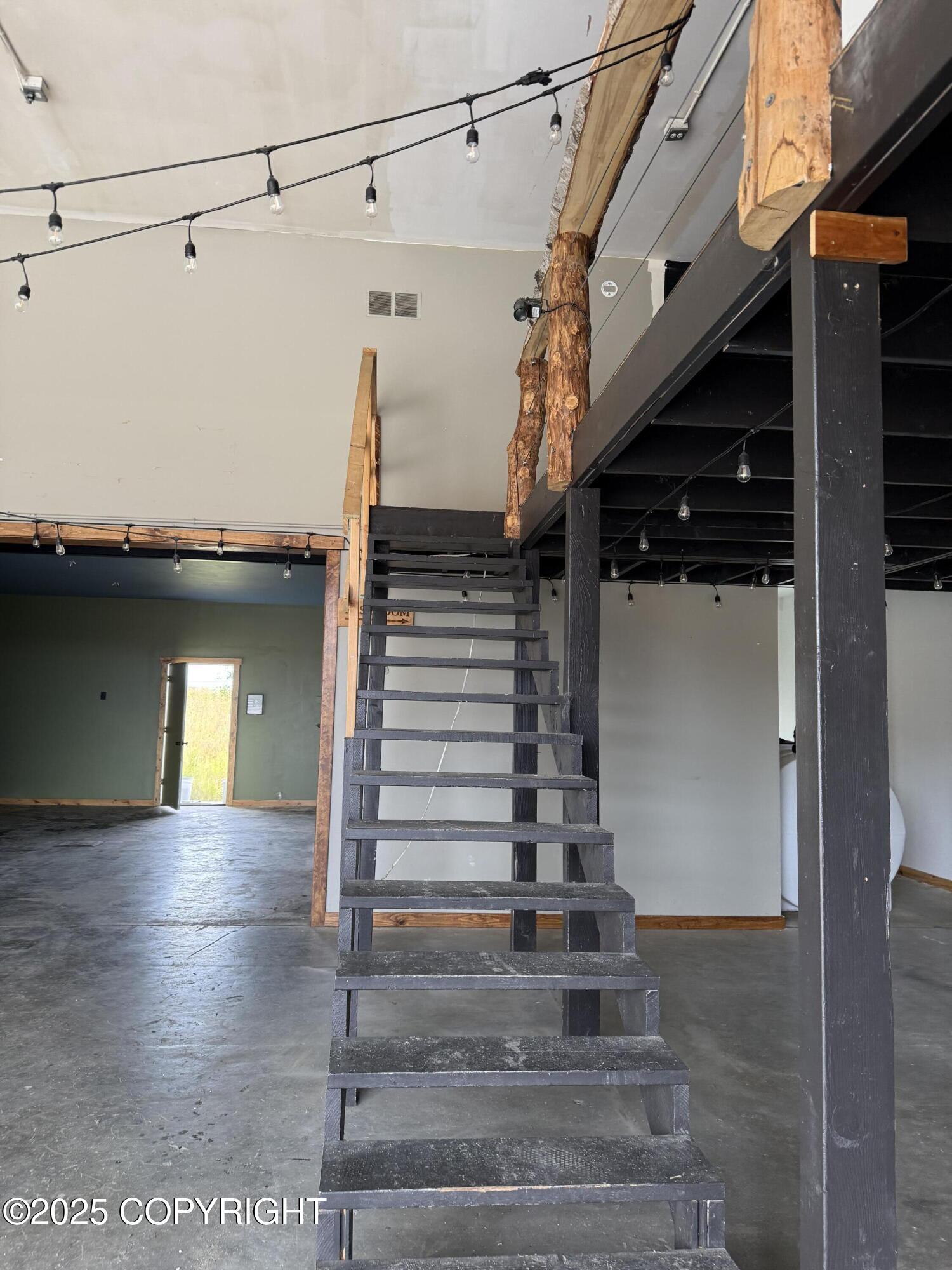 Homer, Alaska 99603, United States, ,Commercial,Pending,186123