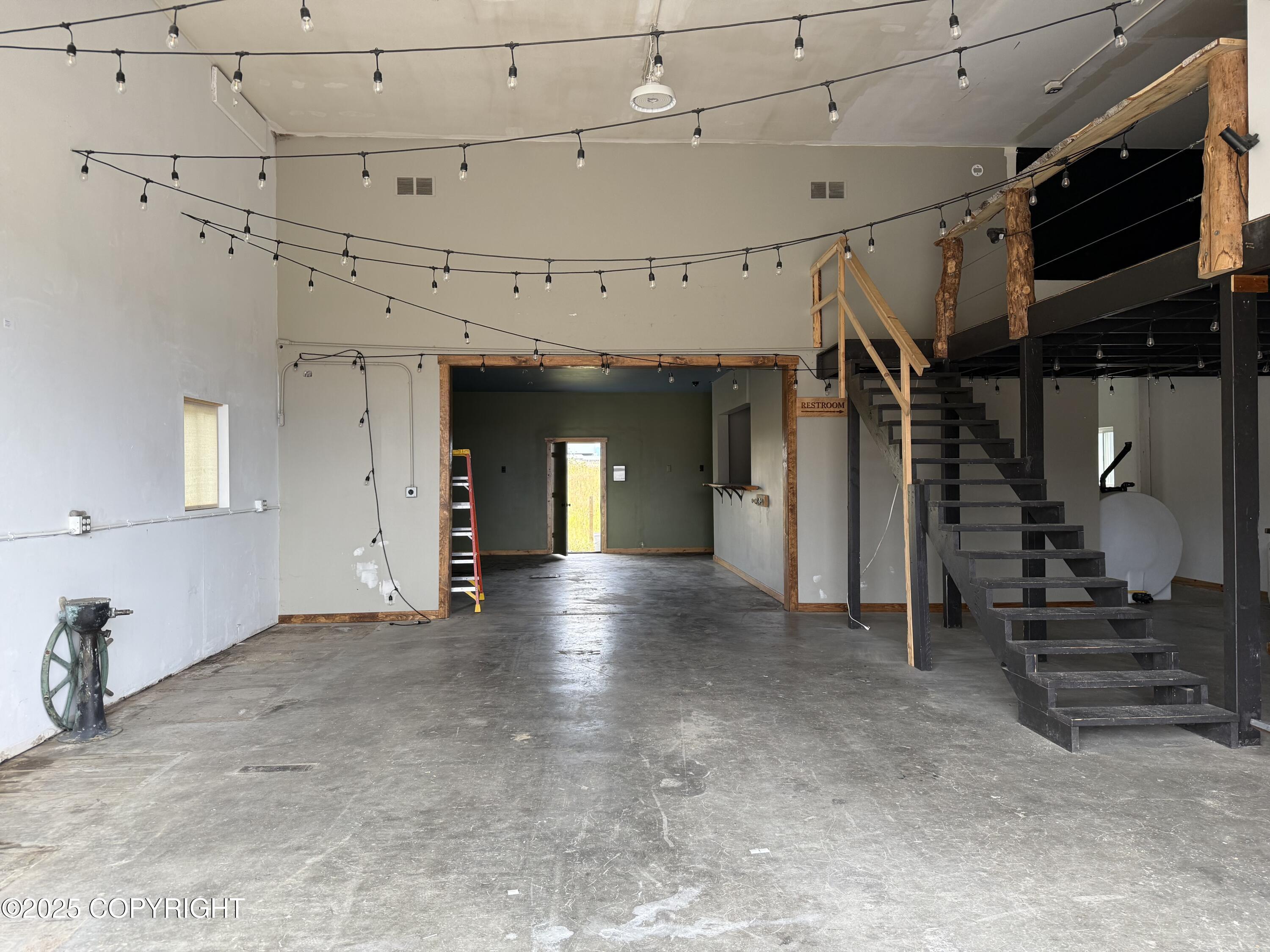 Homer, Alaska 99603, United States, ,Commercial,Pending,186123