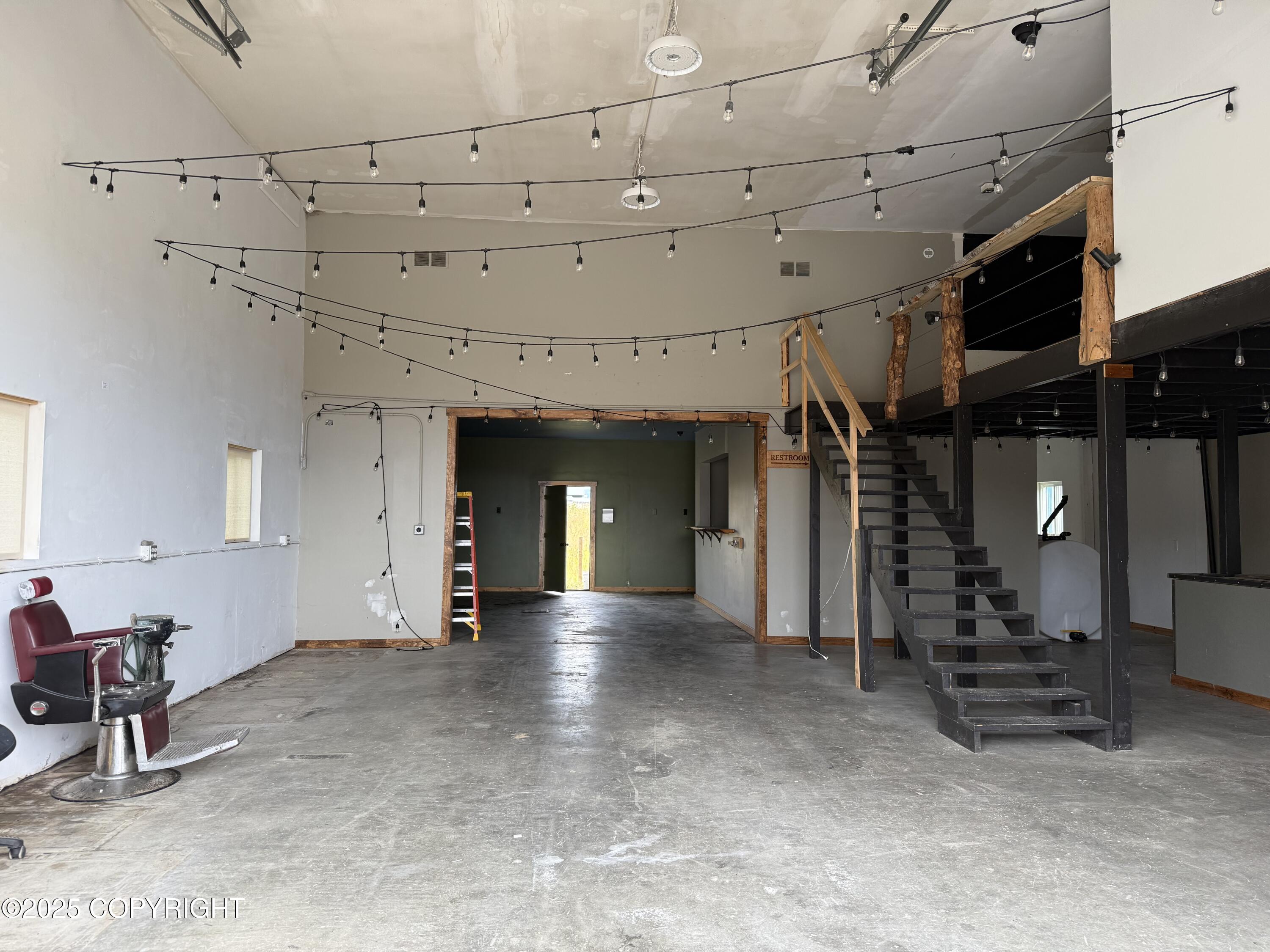 Homer, Alaska 99603, United States, ,Commercial,Pending,186123