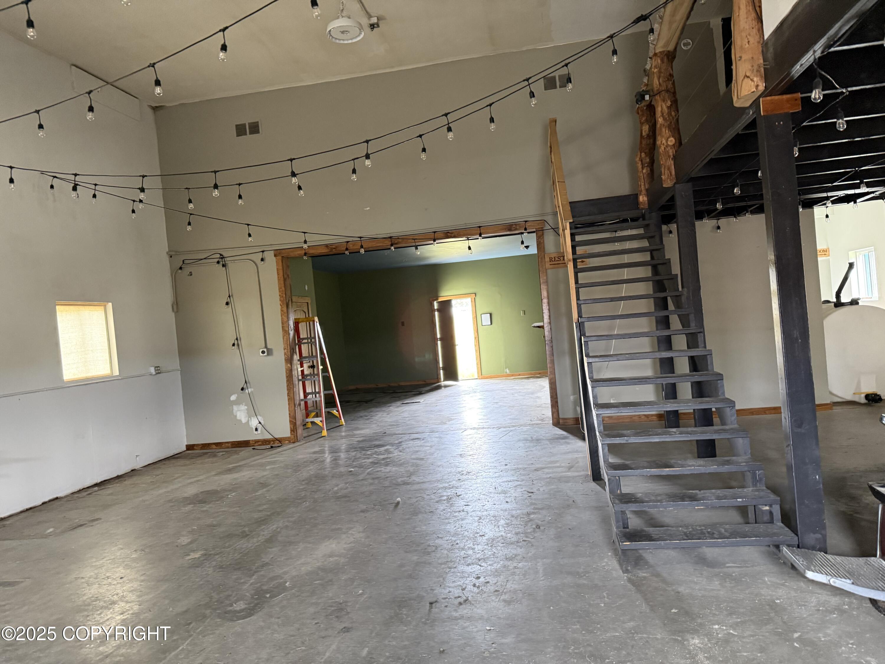 Homer, Alaska 99603, United States, ,Commercial,Pending,186123