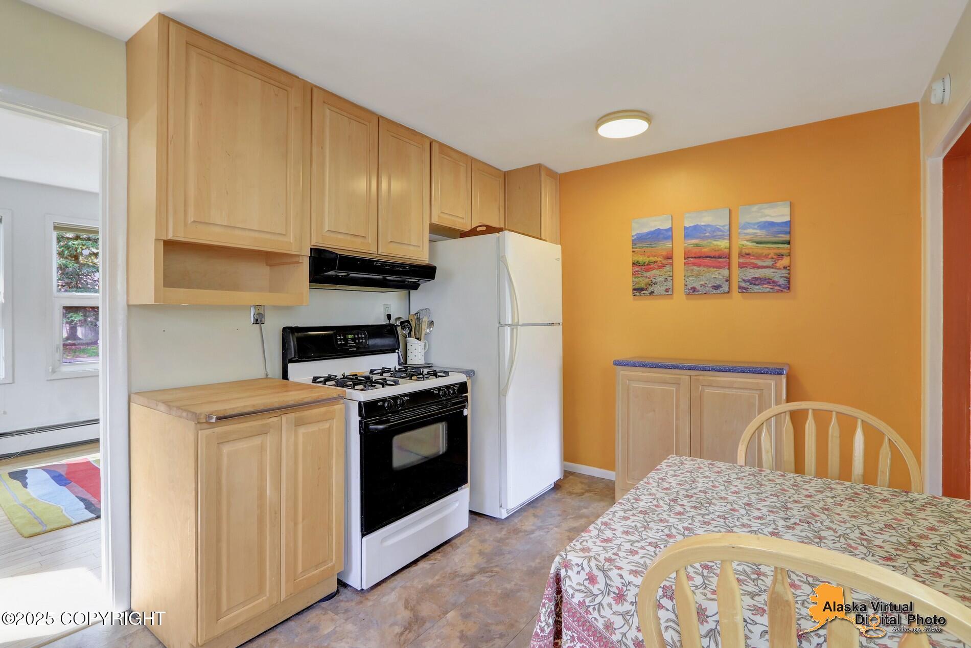 2451 Sprucewood Street, Anchorage, Alaska image 4