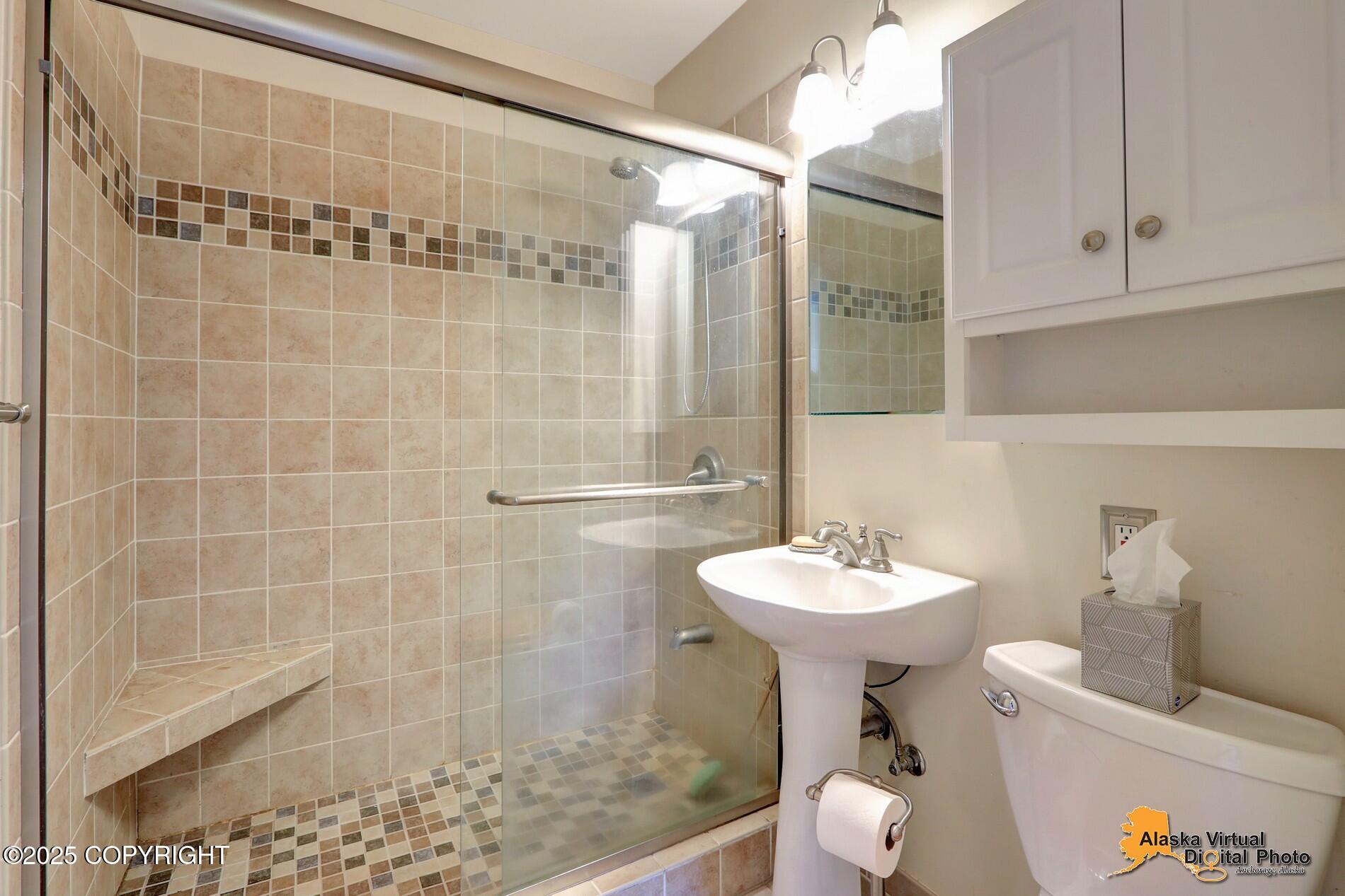 2451 Sprucewood Street, Anchorage, Alaska image 13