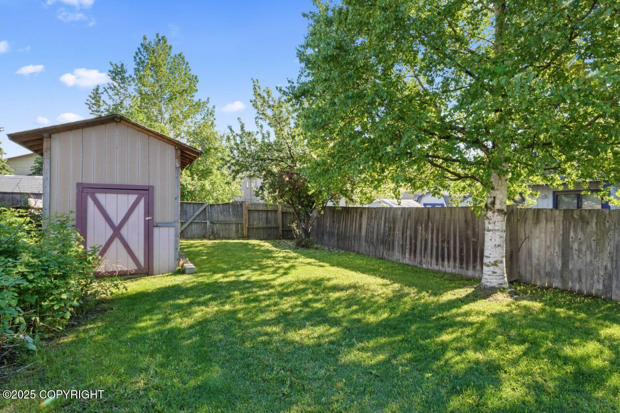 1100 Fred Circle, Anchorage, Alaska image 7