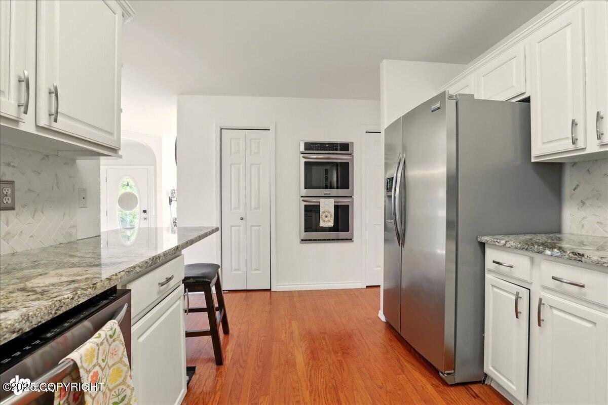 3141 Chesapeake Circle, Anchorage, Alaska image 15